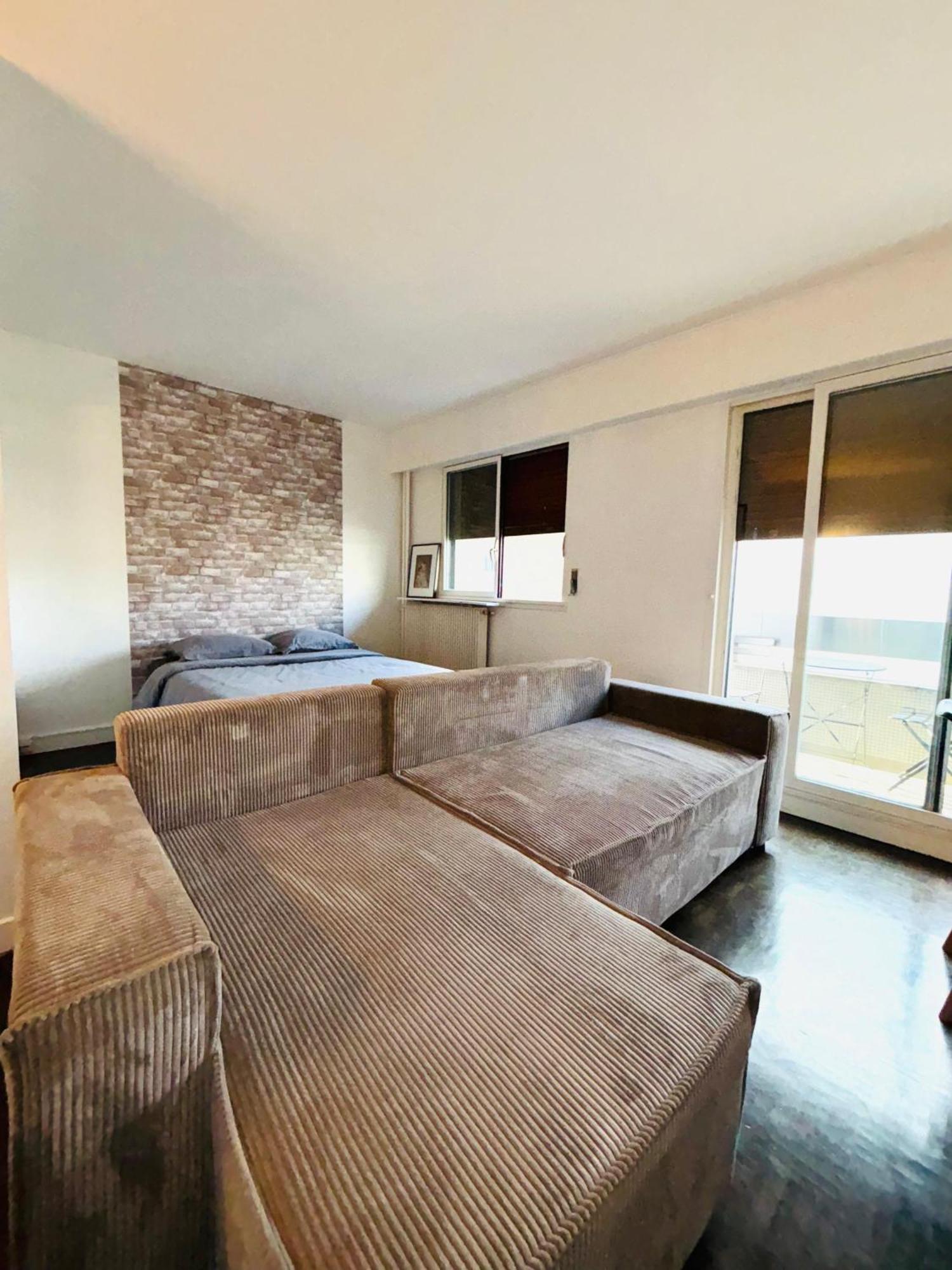 Appartement Superbes Av Versailles A 16